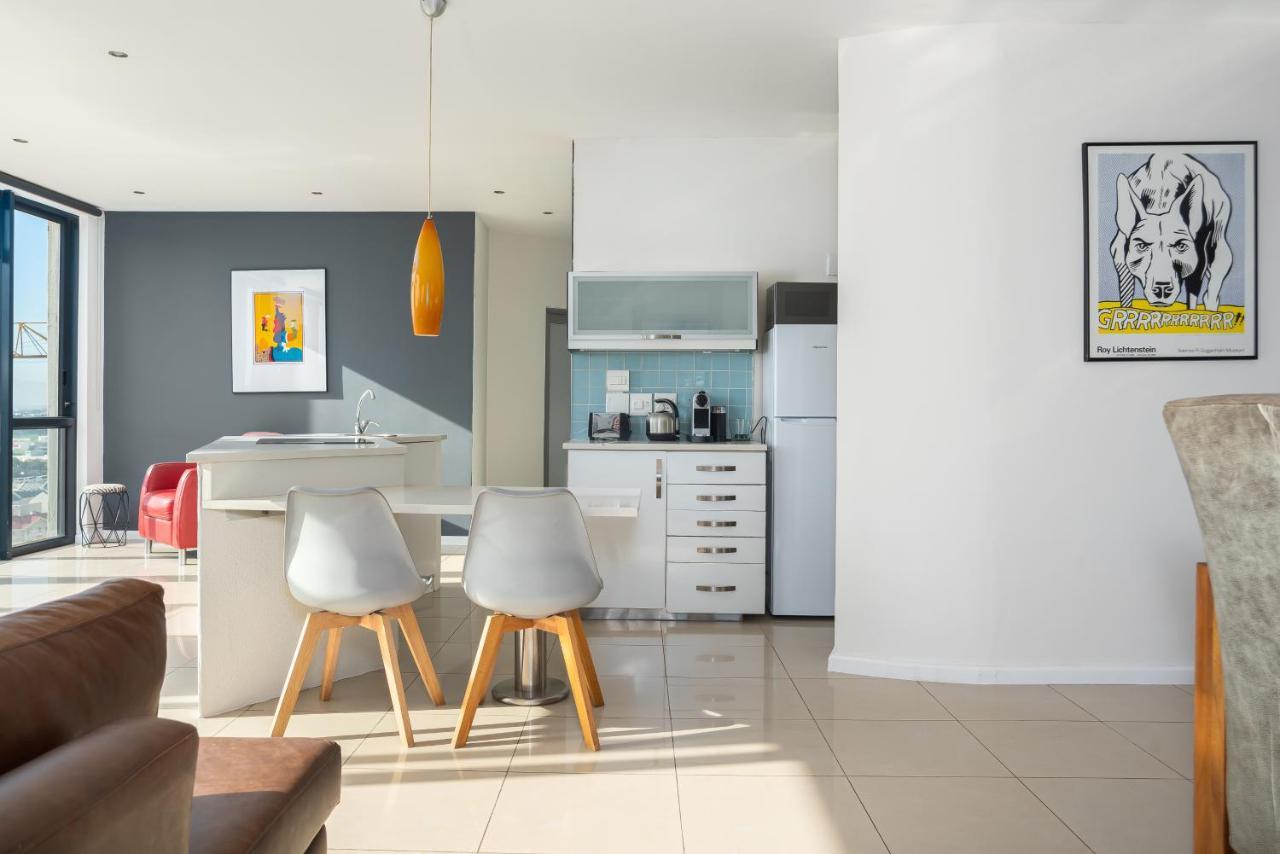 Four Seasons Apartments Кейптаун Екстериор снимка