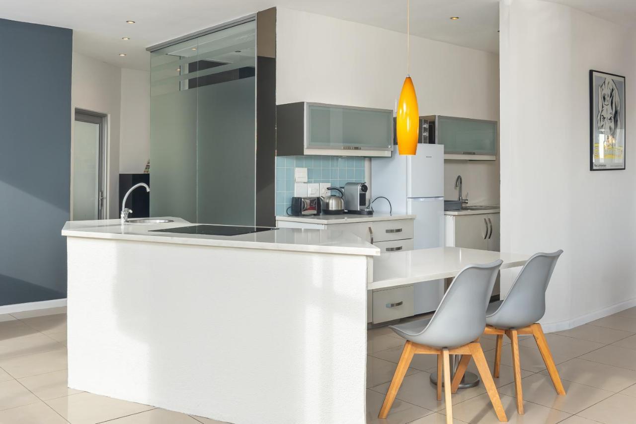 Four Seasons Apartments Кейптаун Екстериор снимка