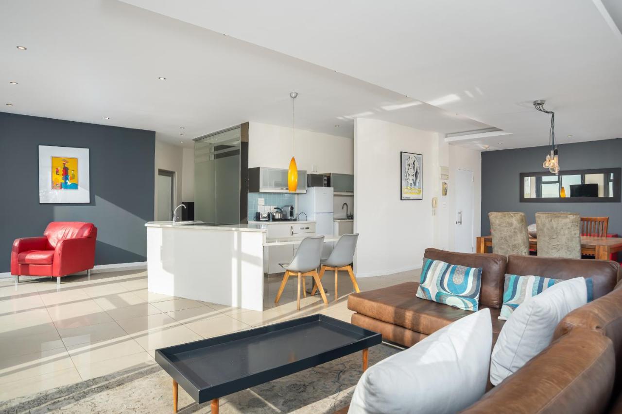Four Seasons Apartments Кейптаун Екстериор снимка