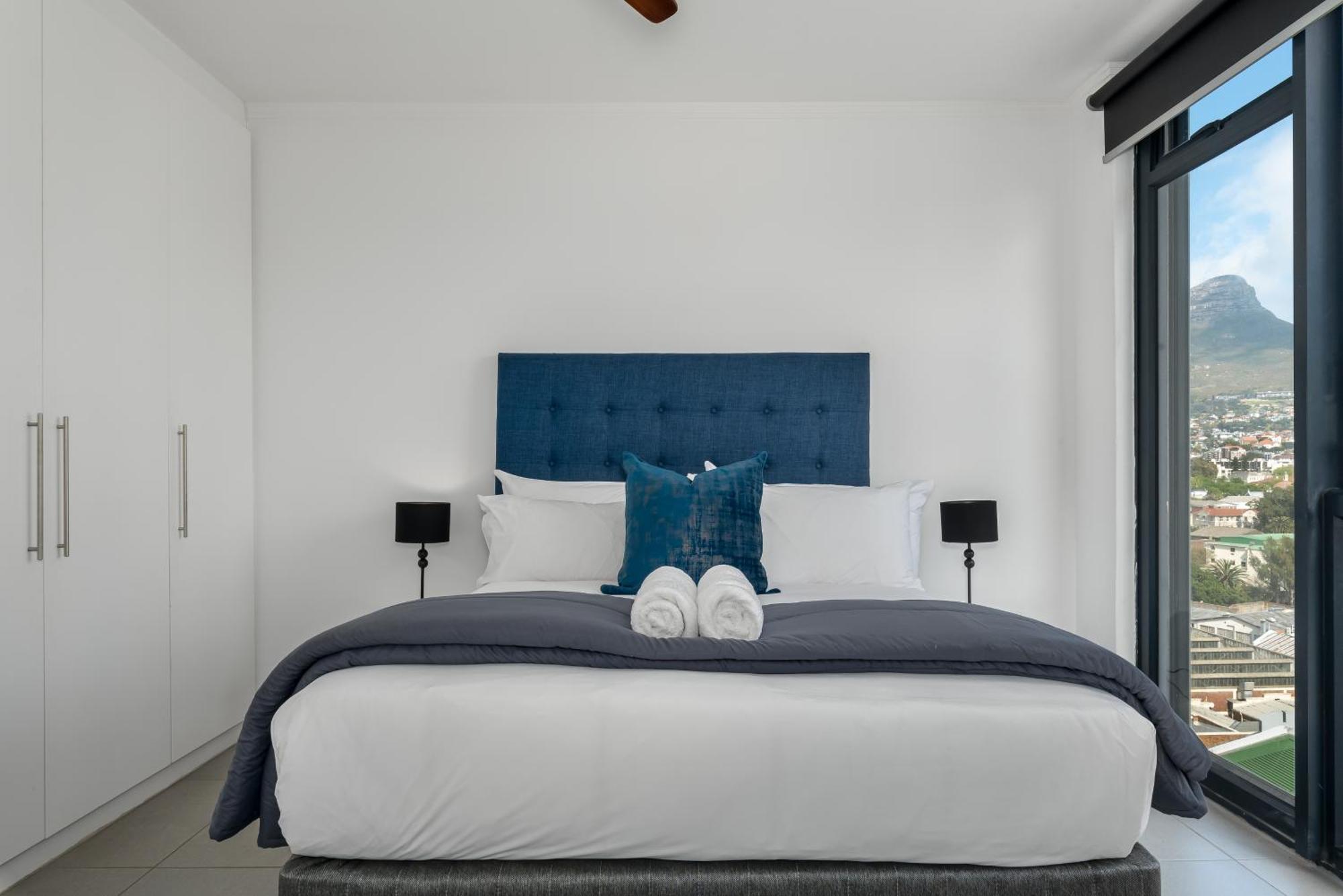 Four Seasons Apartments Кейптаун Екстериор снимка
