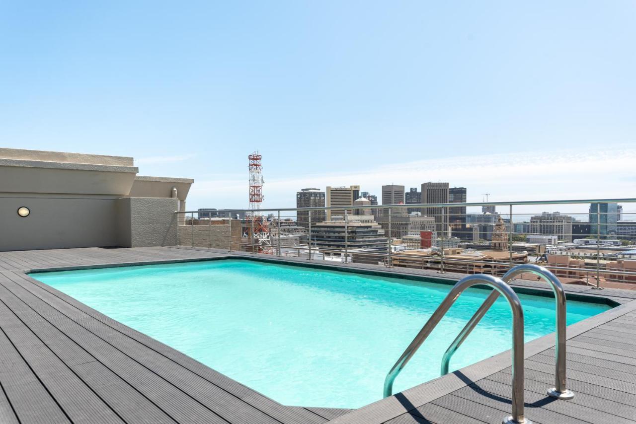 Four Seasons Apartments Кейптаун Екстериор снимка